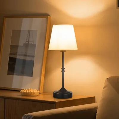 Produktbild von Kabellose Tischleuchte Schreibtischlampe mit Stoffschirm in Schwarz - Aufladbare LED Lampe für Tisch und Schreibtisch