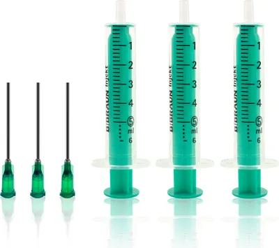 Produktbild von Spritzen Set 3 Stück inkl. 3 stumpfe Kanülen - 5ml Dosierspritzen aus Kunststoff - Einwegspritzen für Hobby, Modellbau, Haustiere, Flüssigkeiten uvm.
