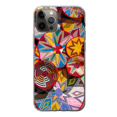 Produktbild von MuchoWow® Handyhülle Schutzhülle Hülle für iPhone 12 Pro Kreis - Muster - Farben Silikon Softcase Handy Hülle - Abdeckung