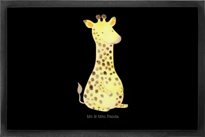 Produktbild von Mr. & Mrs. Panda Schmutzfangmatte Giraffe Zufrieden 50 x 75 cm - Schwarz - Geschenk, Bodenvorleger, Afrika, Schuhabstreifer, Schmutzmatte, fußmatte, Türvorleger, Glück