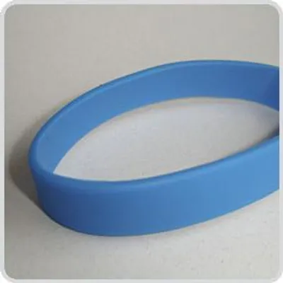 Produktbild von Silikon-Armband: Hellblau