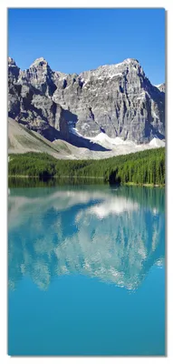 Produktbild von Wallario selbstklebende Türtapete 93 x 205 cm mit Schutzlaminat - Tiefblauer See mit Bergpanorama und Wäldern  Kanada