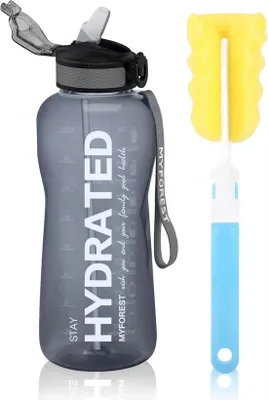 Produktbild von Unyqoos® 2,2 L Trinkflasche (2200 ml) – BPA-frei, lebensmittelechter Copolyester, mit Strohhalm & Zeitmarkierungen, Sportflasche für Fitness, Yoga, Wandern