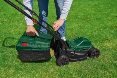 Produktbild von PARKSIDE Elektro-Rasenmäher Garten Mähen PERM 1200 A1 1200Watt 30Liter Fangkorb