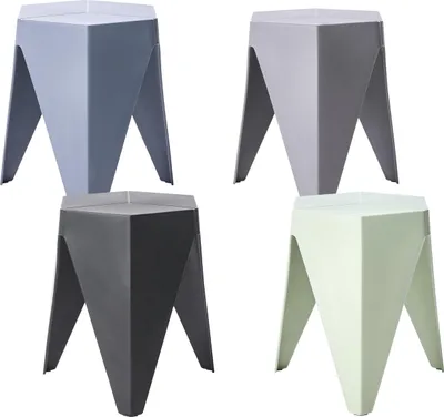 Produktbild von BELIANI Gartenhocker Set 4-teilig Mehrfarbig Kunststoff Pastelltöne Garten Zusätzliche Sitzgelegenheit Stapelbar Modern Terrasse Fußhocker