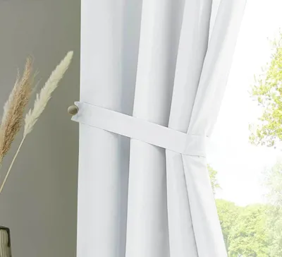 Produktbild von 2er Set Vorhänge Schal Ösen »Berlin« HxB 245x140 cm Weiß Blickdicht Microsatin Lichtdurchlässig Uni Matt 20405N2
