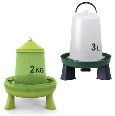 Image de Distributeur de nourriture et abreuvoirs pour poulets, en plastique robuste