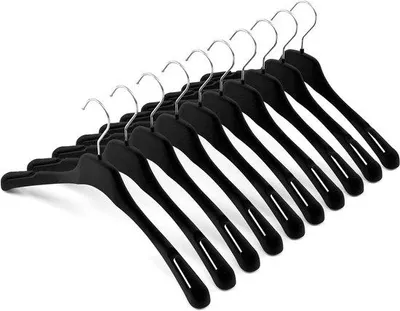 Produktbild von Famanu Kleiderbügel Antirutsch - für Hemden, Jacken, Strickwaren - platzsparend - leicht - 10 Stück - schwarz - 38 cm