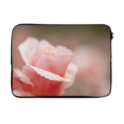 Produktbild von MuchoWow® Laptop Hülle 13 Zoll Rose - Blumen - Rosa Laptoptasche - Laptophülle - Sleeve - Rundumschutz