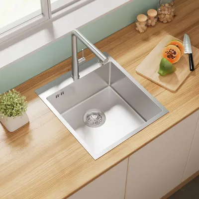 Produktbild von Auralum Küchenspüle 44 x 49 CM Edelstahl Waschbecken Einbauspüle Spülbecken mit 2 Montagelöcher + Ablaufgarnitur + Seifenspender