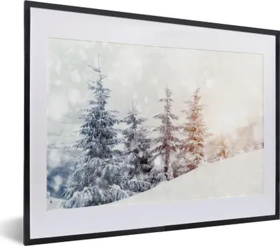 Produktbild von MuchoWow® Gerahmtes Poster Baum - Schnee - Winter 40x30 cm - Poster mit Schwarzem Bilderrahmen Wandposter Rahmen Foto Bilder - Bilderrahmen - Poster im Rahmen