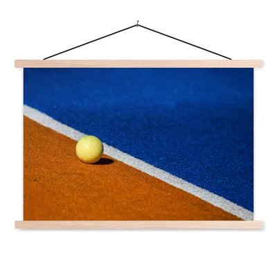 Produktbild von MuchoWow® Textilposter Buntes Hockeyfeld und Ball 120x80 cm mit holzfarbenen Rahmen - Aufhängeset