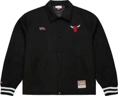 Produktbild von Mitchell & Ness Coaches Jacke - VARSITY Chicago Bulls - S