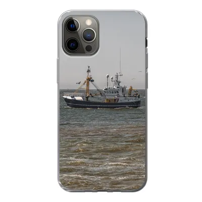 Produktbild von MuchoWow® Handyhülle Schutzhülle Hülle für iPhone 13 Pro Nordsee - Fischerboot - Wasser Silikon Softcase Handy Hülle - Handy-Tasche