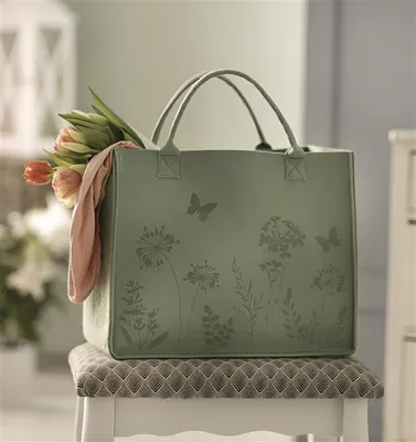 Produktbild von Tasche "Blumenwiese" aus Filz in grün, große Einkaufstasche, Filztasche, Shopper, Tragetasche