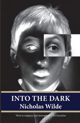 Produktbild von Into the Dark