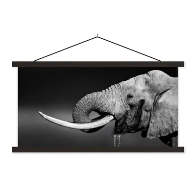 Produktbild von MuchoWow® Textilposter Elefant - Wasser - Tiere - Schwarz - Weiß 120x60 cm mit schwarzem Rahmen - Dekoration Schlafzimmer