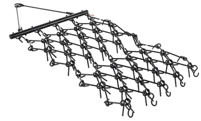 Produktbild von VEVOR Zieharrow, 5 x 4,5 ft langlebiger Kettenegge mit 60 scharfen Zähnen, geeignet für ATV UTV Traktor, ideal für Bodenbearbeitung, Aussaat, Glätten von Landschaften und Pflege von Kiesauffahrten, 4 x 4 ft