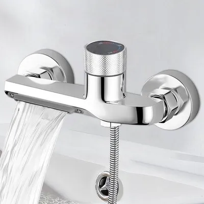 Produktbild von Unyqoos® Moderne Badarmatur mit Wasserfall-Auslauf & Drehknopf zur Wandmontage, Kupferlegierung, Keramikkartusche, Handbrauseanschluss