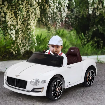Zdjęcie produktu dla Elektryczny samochód dla dzieci Bentley GT z licencją, sterowany pilotem, z pasem bezpieczeństwa, światłami i muzyką, kolor biały | 108 x 60 x 43 cm | silnik 2 x 390 W | prędkość 2,5–5 km/h
