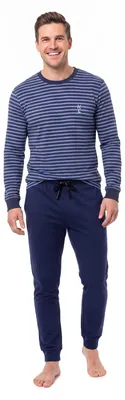 Imagen del producto de Pijama de invierno para hombre de Kisses&Love, confeccionado en felpa de algodón, modelo KLP6