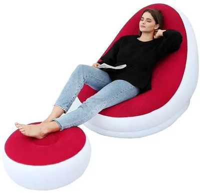 Imagen del producto de Sillón hinchable Unyqoos® con reposapiés, superficie acolchada y PVC grueso, diseño ergonómico, válvula de inflado rápido, ideal para interiores y exteriores