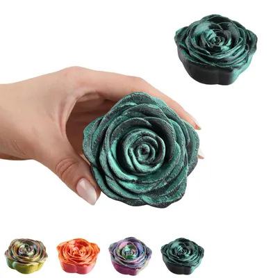 Zdjęcie produktu dla Fidget Spinner Róża 8 cm – zabawka 3D PLA, cicha, do biurka i podróży – Czarno-zielony