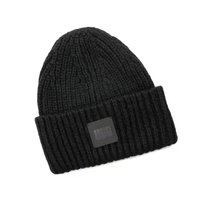 Productafbeelding van HutUGG 20061: Zwarte muts met grof ribbelpatroon. Artikelnummer: 20061BLACK