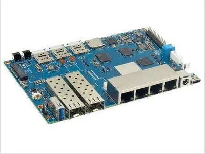 Produktbild von Banana Pi -R4 Board mit Wi-Fi 7 und 10GbE SFP Schnittstellen