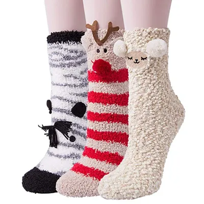 Produktbild von 3 Paar Kuschelsocken Flauschige Damen Socken Süßes Geschenk Weihnachtssocken Valentinstag Geburtstagsgeschenk für Frauen, Freundin MEHRWEG