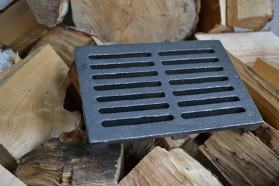 Image de SEZAM - Grille de poêle 21 x 15 cm Grille en fonte Grille de cheminée carrée Grille de cendrier Poêle à bois Grille de four Grille de four Cheminée