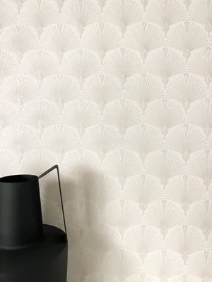 Produktbild von NEWROOM Tapete Elwin Beige Weiß Vliestapete - Modern Fächer Ornamente  Germany