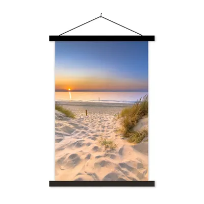 Produktbild von MuchoWow® Textilposter Düne - Sonnenuntergang - Horizont - Strand - Gras 40x60 cm mit schwarzem Rahmen - Wanddekorationen