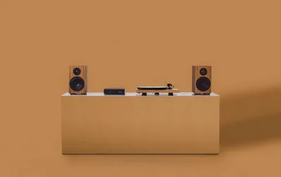 Produktbild von Pro-Ject Colourful Audio System 2, Audio-Plattenspieler mit Riemenantrieb, Manuell, Weiß, MDF-Platten, 33,45 RPM, DC-Motor