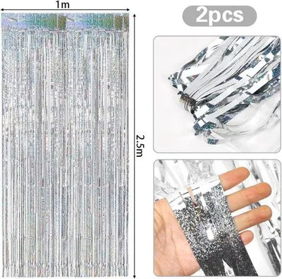 Obrázek produktu pro Lesklá závěsa – stříbrná – 1 m x 2,5 m – fólie s bambulkami – pro dekoraci na oslavy