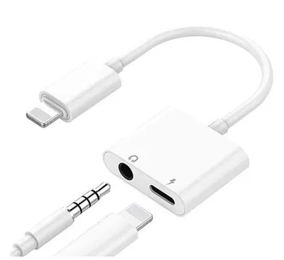 Produktbild von Lightning auf AUX-Buchse und Lightningadapter