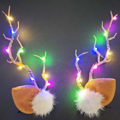 Produktbild von LED-Haarspangen mit Weihnachtszweigen, Rentiergeweih, niedliche Party-Cosplay-Kopfschmuck, Haarschmuck für Frauen und Mädchen (2 Stück), Farbiges Licht, Fell