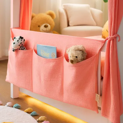 Produktbild von Alavya Home® Babybett Musselin Tasche Organizer Betttasche I Windeln Babybetttasche I Babybett Hängeorganizer Kinderzimmer I Bett Organizer zum Aufhängen von Windeln Kinder Spielzeug I Rosa
