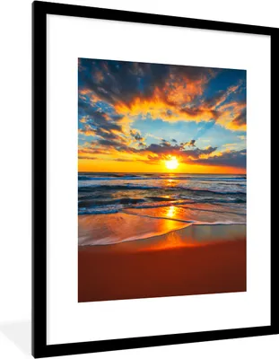 Produktbild von MuchoWow® Gerahmtes Poster Meer - Sonnenuntergang - Strand - Wolken - Orange 60x80 cm - Poster mit Schwarzem Bilderrahmen Wandposter Rahmen Foto Bilder - Wohnzimmer - Dekorationen - Prämie