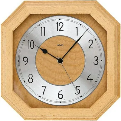 Image de AMS 5864/18 Horloge murale radioélectrique analogique octogonale en bois de hêtre massif