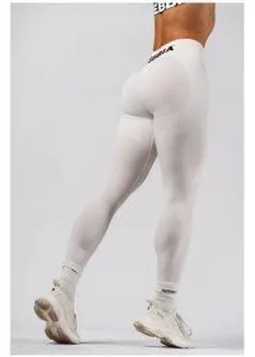 Image de Legging taille haute push-up, modèle "Flow" sans coutures, couleur crème, taille L, marque Nebbia