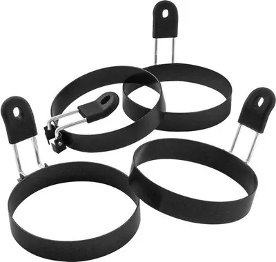 Productafbeelding van Set van 4 grote, ronde bakringen, geschikt voor muffins, pannenkoeken en andere n. Ideaal als draagbaar accessoire voor kamperen en ontbijt.