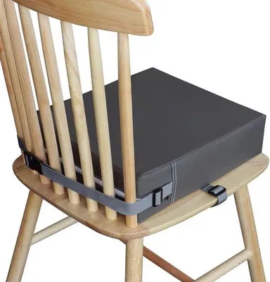 Produktbild von Kindersitze – Waschbare, abnehmbare Booster-Sitz mit 10 cm Höhe und zwei Sicherheitsgurten – Leicht zu reinigender, abnehmbarer Sitz