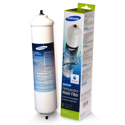 A Samsung refrigerator water filter and its packaging are displayed against a white background.