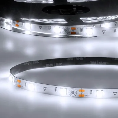 Produktbild von ISOLED LED HEQ860 Flexband Streifen Linse 160°, 24V, 17W, IP20, kaltweiß, 28 LED/m