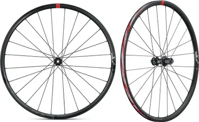 Produktbild von Fulcrum Racing 6 Db Disc Tubeless 700c Rennrad Laufradsatz Silber 12 x 100 / 12 x 142 mm / Sram XDR Silber 12 x 100 / 12 x 142 mm