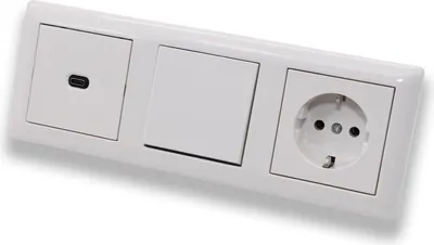 Produktbild von EBROM USB-C Unterputz Lader, 65 Watt Leistung, Schnellladefunktion für Wearables, Smartphones Tablets und Laptops + Gira Tastschalter 015100 + Steckdose mit Kinderschutz System 55 reinweiß glänzend