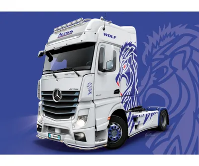 Immagine prodotto di Italeri 1:24 M-B Actros MP4 Mostra GigaSpace