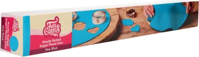 A product box for ready-rolled sugar paste disc in sea blue.