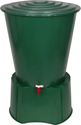 Produktbild von XL Regentonne 210 Liter aus Kunststoff in Grün. Mit sehr robustem Monoblock Stand, Wasserhahn und Deckel mit Sicherheitsverschluss